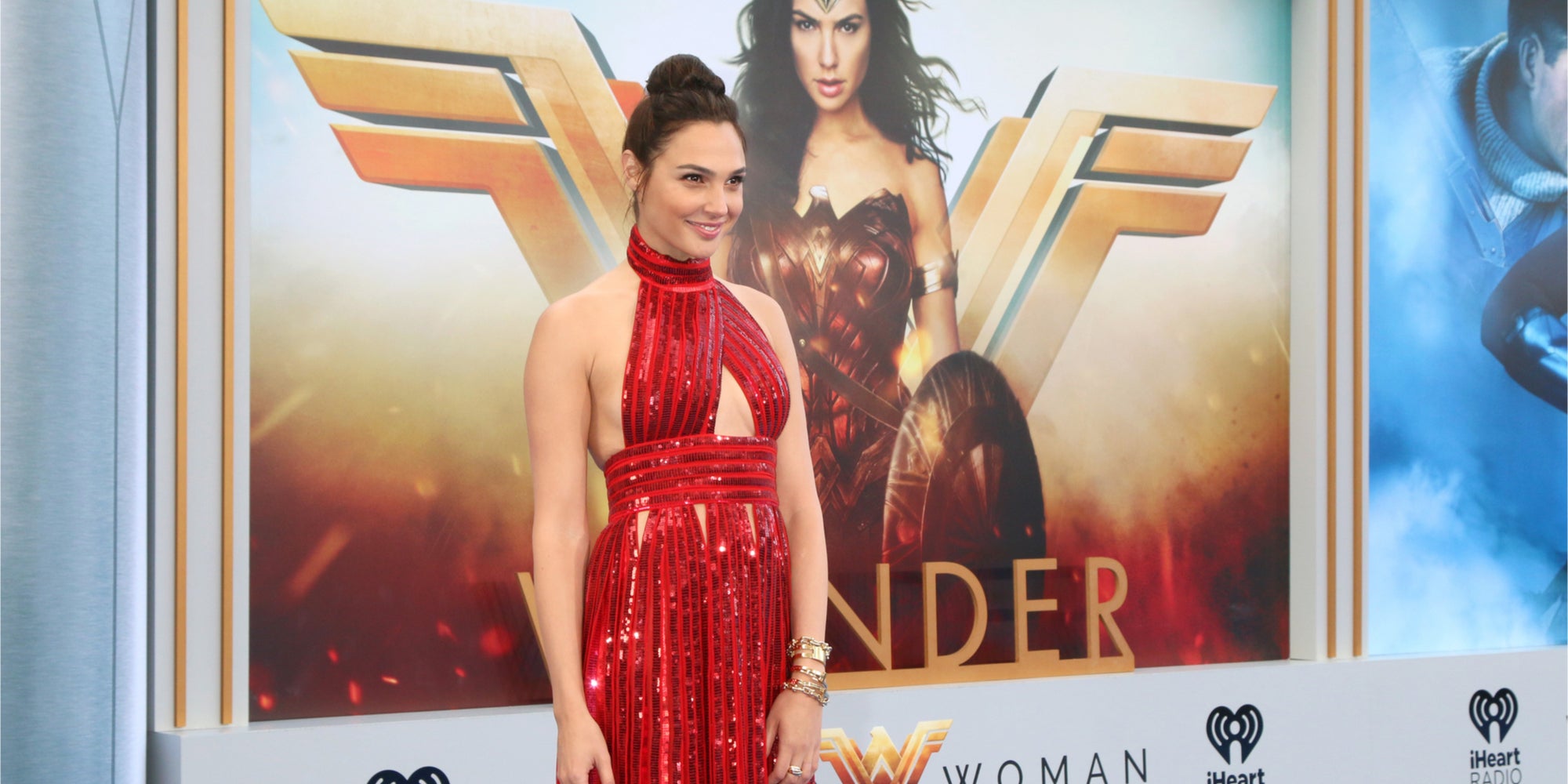 How Gal Gadot’s Workout Routine Got Her Ready For Wonder Woman ...